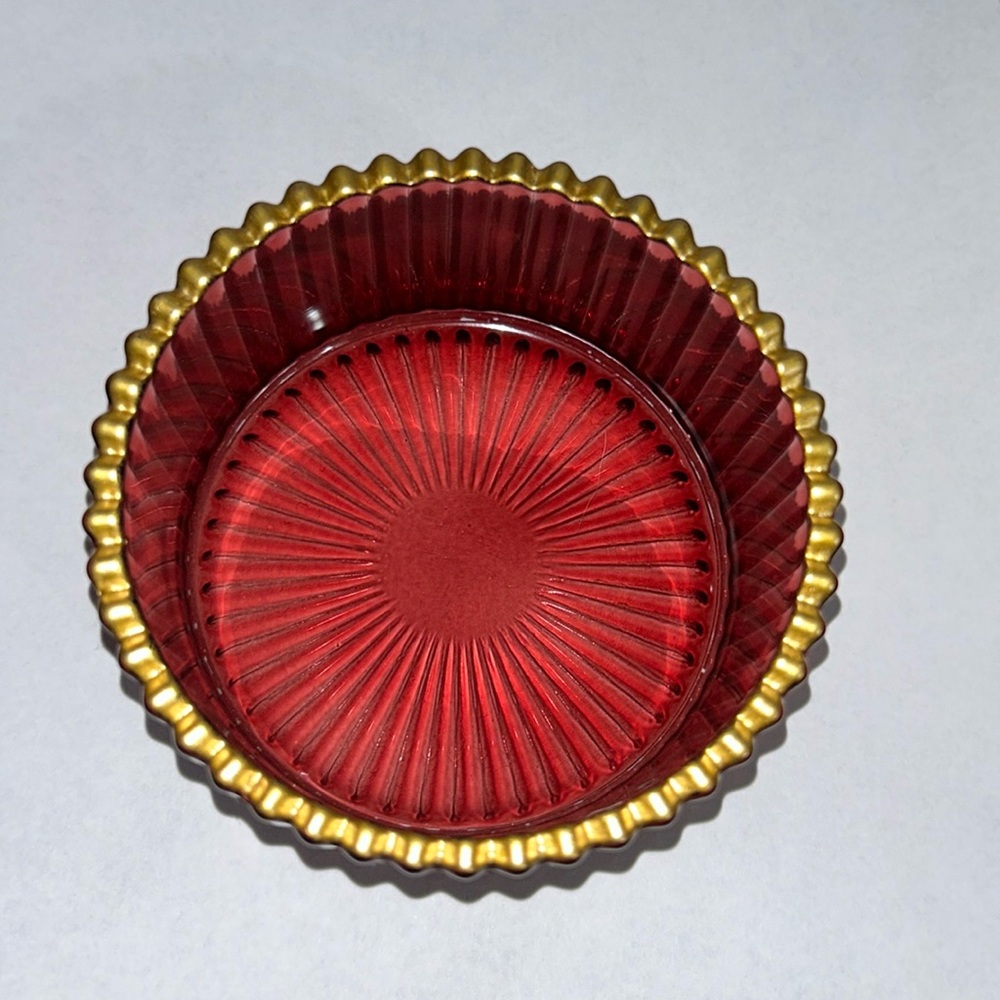 Glass Tealight Holder Red with gold